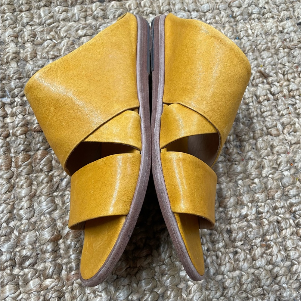 P Monjo Mule Slide Shoe Yellow Leather Slip On Sandals EU 41 - Picture 4 of 11